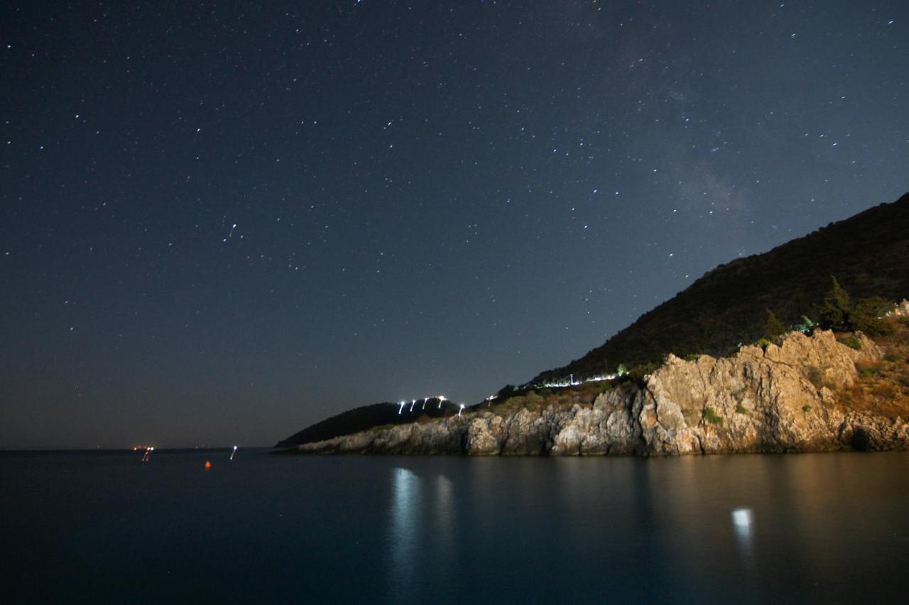 Отель Marathos Bay Kokkala Экстерьер фото